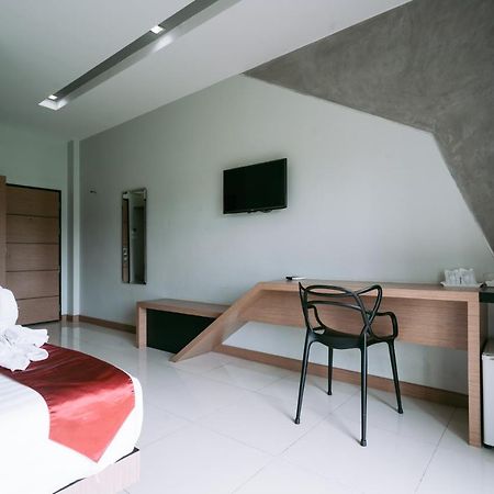 Ray Hotel Buriram Kültér fotó