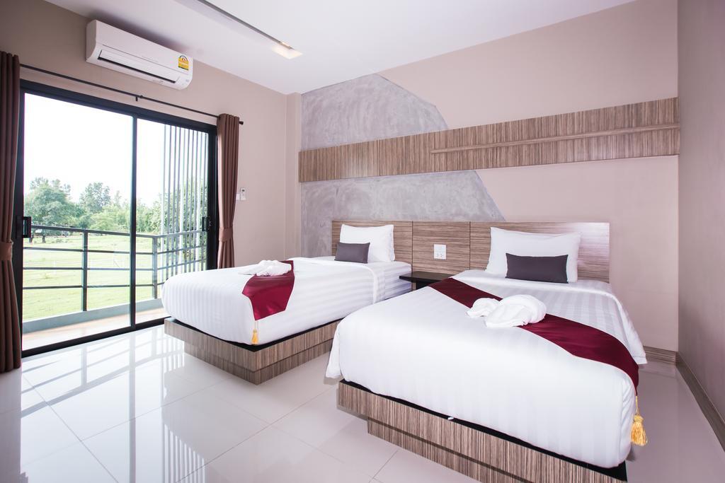 Ray Hotel Buriram Kültér fotó