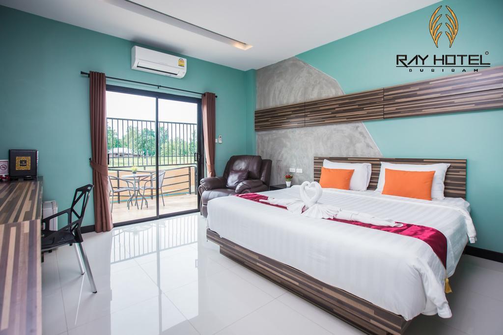 Ray Hotel Buriram Kültér fotó